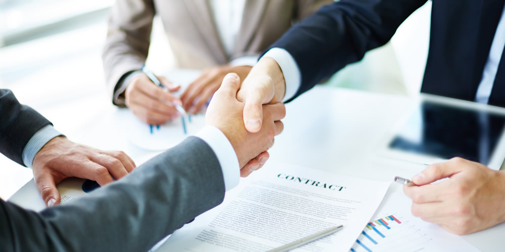 貼角機(jī)、壓泡機(jī)廠(chǎng)房服務(wù)團(tuán)隊(duì)